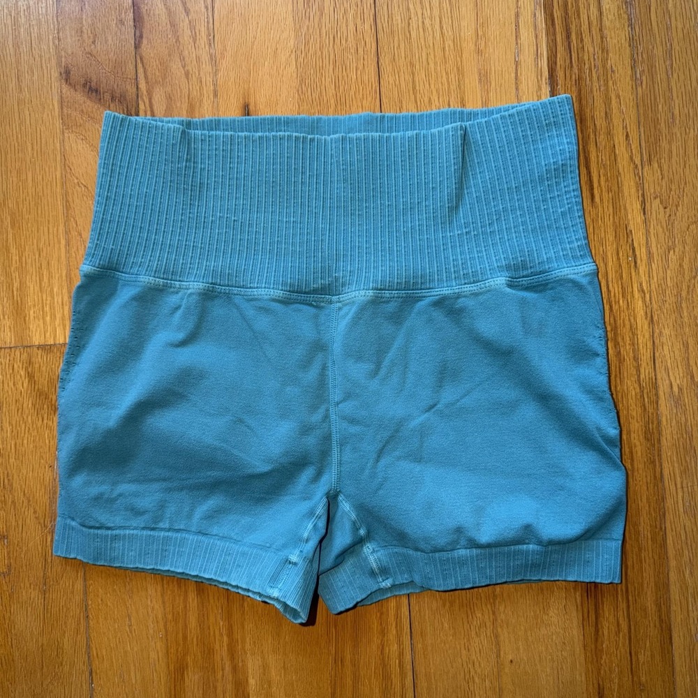 FP Movement Shorts M/L Blue High Rise Ribbed Waist Yoga Athletic Knit Stretch